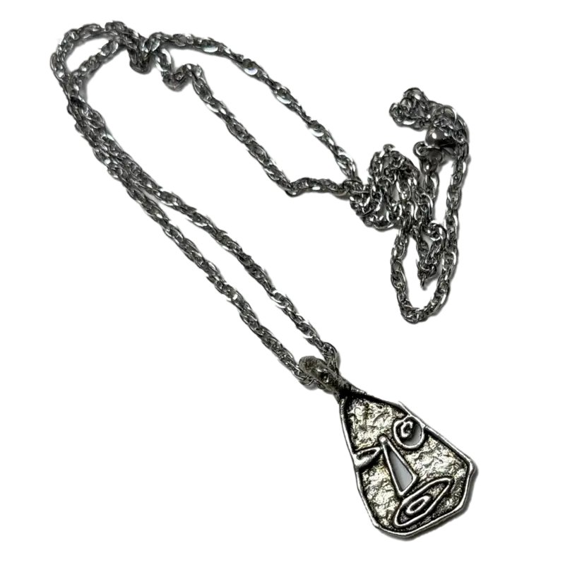 Pendant 3
